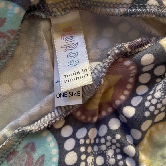 Lularoe Nesting doll leggings - Picture 3 of 3